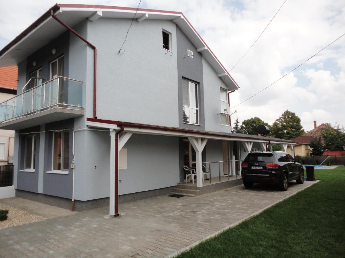 Villa Ani Hajduszoboszlo Exterior photo